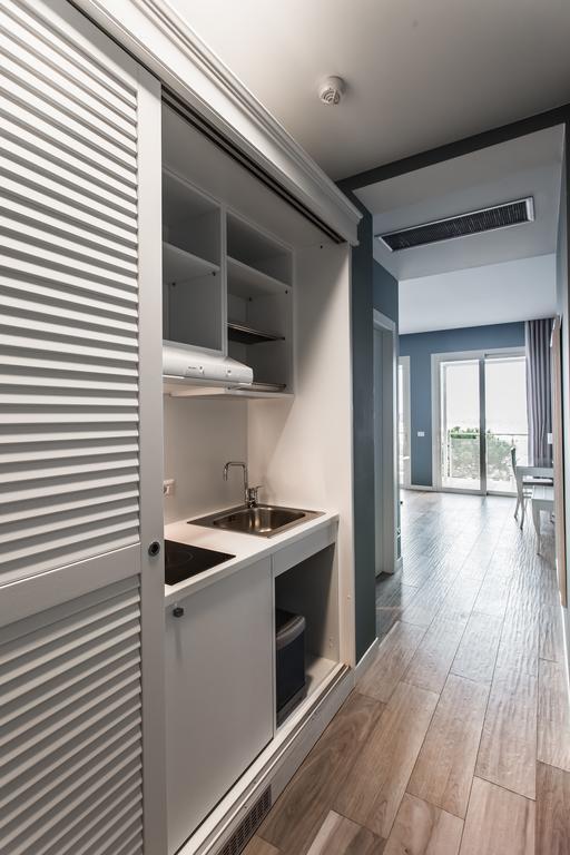 Hotel Nettuno Чезенатико Экстерьер фото
